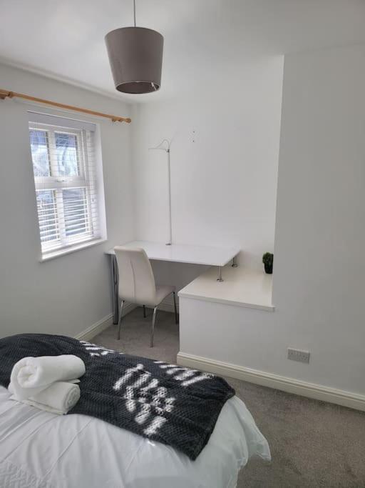 2 Bedroom End Of Terrace House Wellington  Luaran gambar