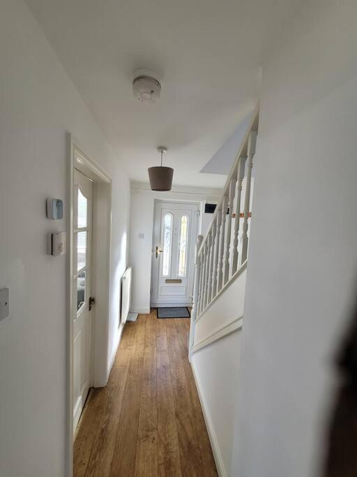 2 Bedroom End Of Terrace House Wellington  Luaran gambar